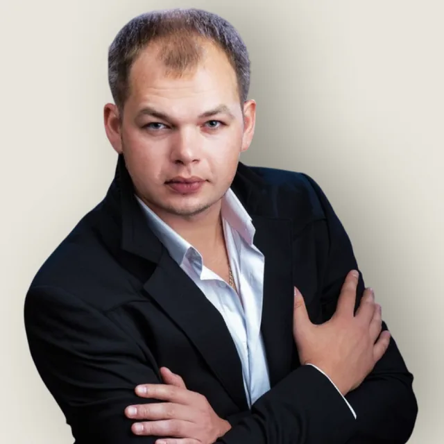 Алексей Брянцев